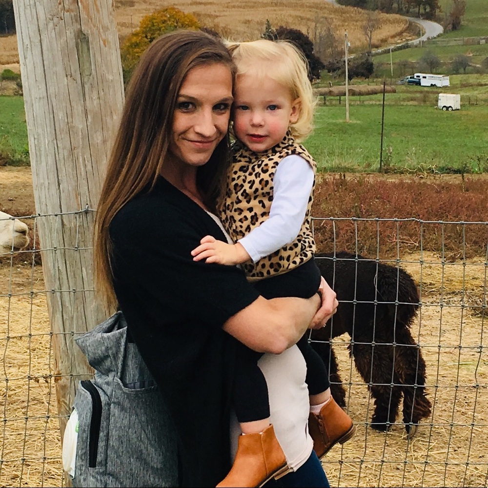 Meet your Posher, Laura